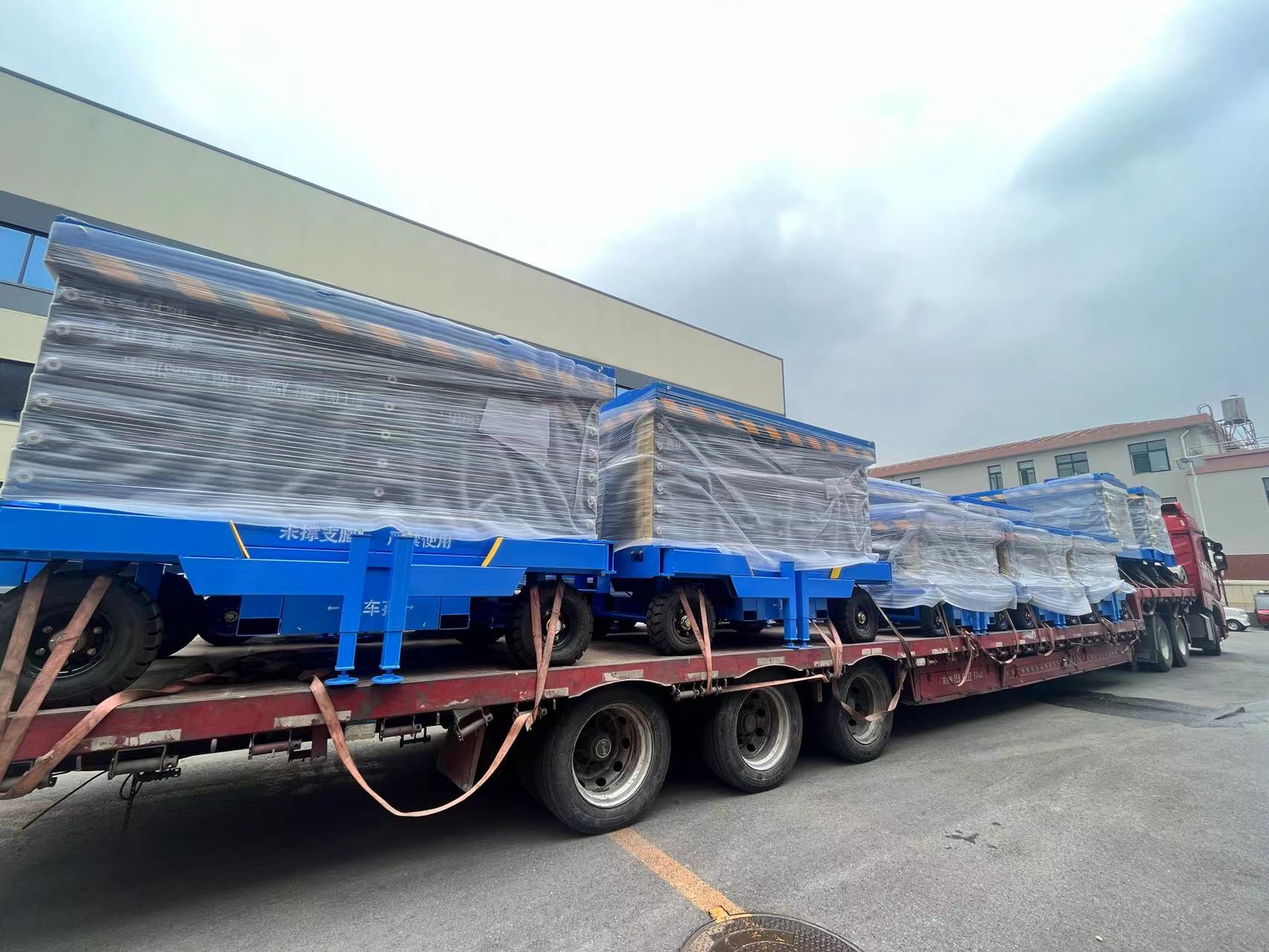 25cf3f08cd0a7a425307373b6e12125